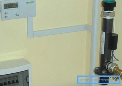 Obrázok umožňuje odhadnúť veľkosť kotla elektródy. Obrázok umožňuje odhadnúť veľkosť kotla elektródy.