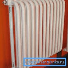 Priemerný tepelný výkon jedného úseku je 100 W Priemerný tepelný výkon jedného úseku je 100 W