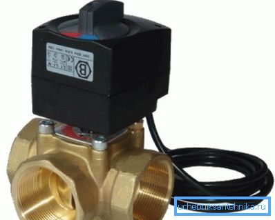 T-kus s kohútikom 3 4 s elektrickým pohonom na vykurovanie T-kus s kohútikom 3 4 s elektrickým pohonom na vykurovanie