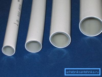 PVC rúrky rôznych priemerov PVC rúrky rôznych priemerov