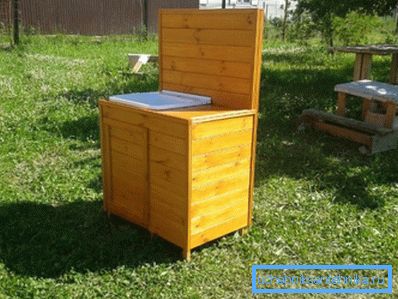 Obrubník s drezom na dáždnik a dosky Obrubník s drezom na dáždnik a dosky