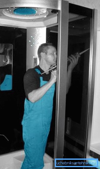 Inštalácia sprchovej kabíny expertmi bude stáť veľa