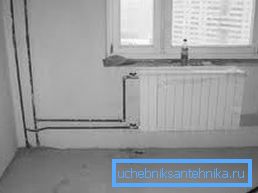 Inštalácia rúrok v šachte je najefektívnejším spôsobom, ako zakryť vykurovací systém. Inštalácia rúrok v šachte je najefektívnejším spôsobom, ako zakryť vykurovací systém.