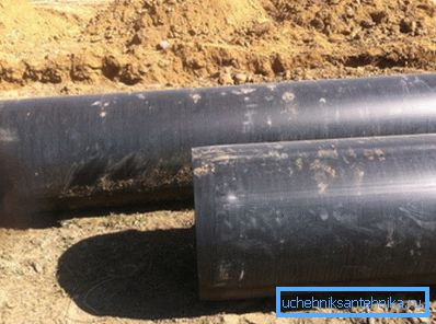Nedávno sa pri výrobe inštalačných materiálov tento materiál začal nahradiť plastovými výrobkami, ale jeho použitie je pre tento deň relevantné. Nedávno sa pri výrobe inštalačných materiálov tento materiál začal nahradiť plastovými výrobkami, ale jeho použitie je pre tento deň relevantné.