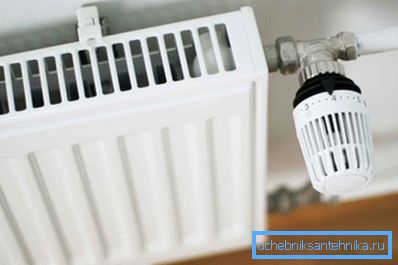 Je dôležité dodržiavať montážne štandardy radiátorov. Je dôležité dodržiavať montážne štandardy radiátorov.