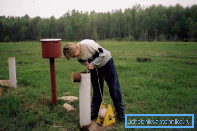 Lano a zaťaženie sú hlavné meracie nástroje. Lano a zaťaženie sú hlavné meracie nástroje.