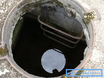 Zaplavená inšpekčná banská baňa Zaplavená inšpekčná banská baňa